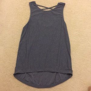 Women’s workout tank